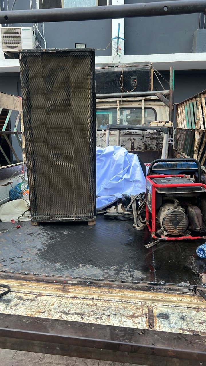 Lagos Police Averts Anarchy, Stops Violent Protest, Reopen Awolowo Way