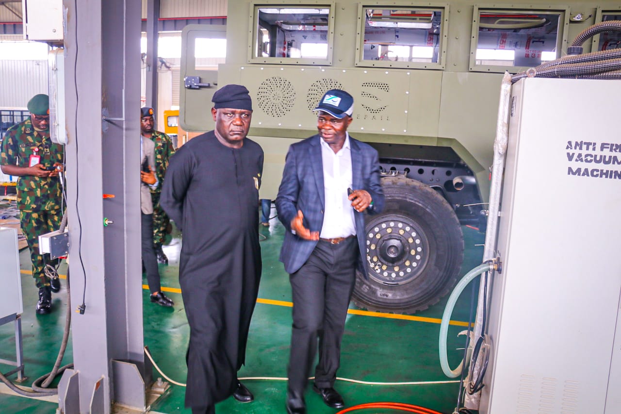 Defence Ministry Backs Indigenous Arms Makers, Demands Quality, Integrity for Exports