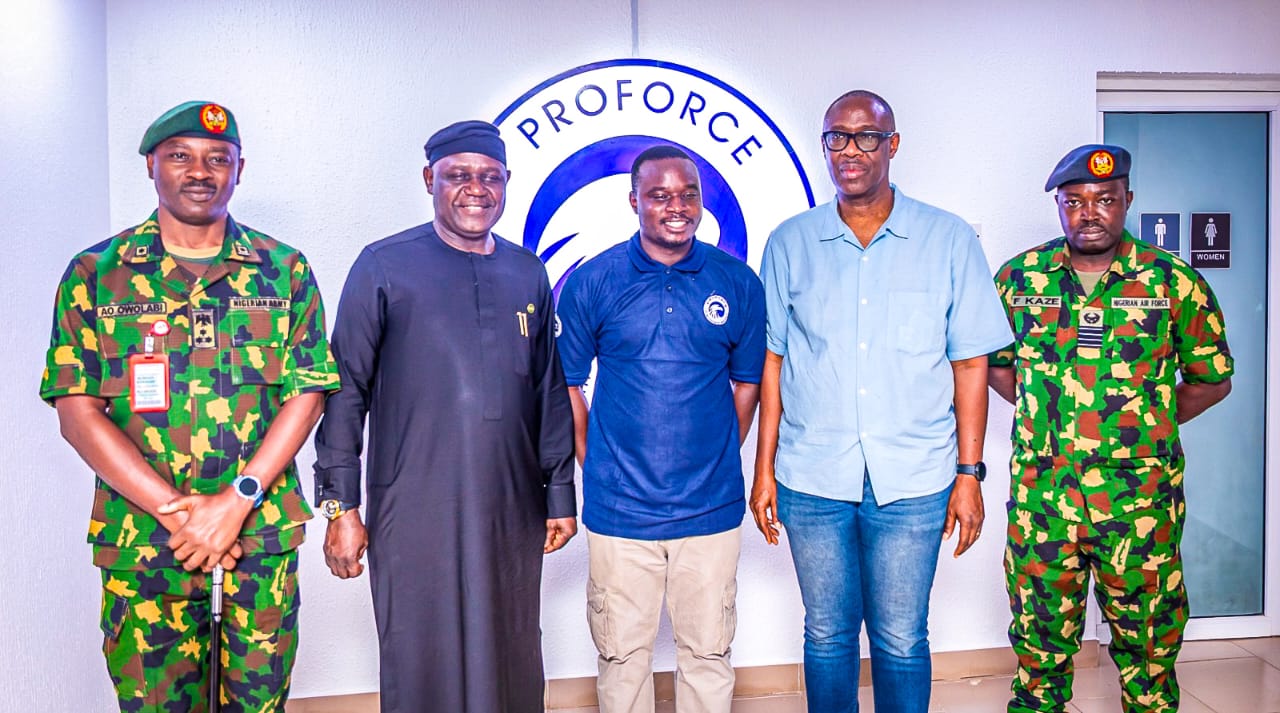 Defence Ministry Backs Indigenous Arms Makers, Demands Quality, Integrity for Exports