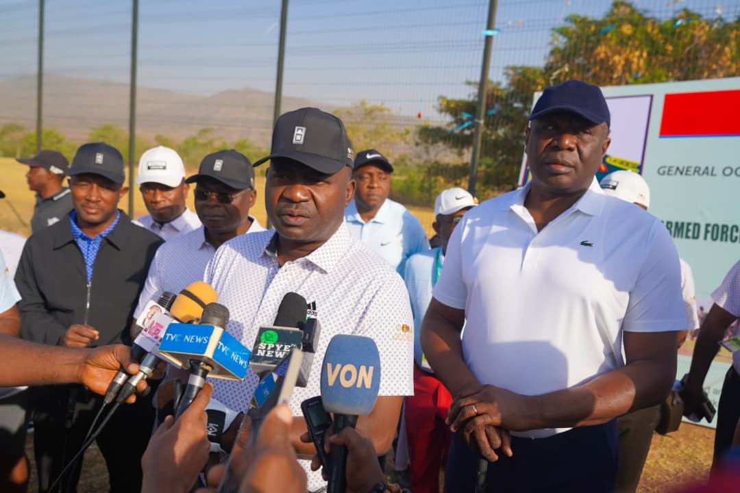 Armed Forces Mark Remembrance Day with Golf Kitty, Honouring Fallen Heroes