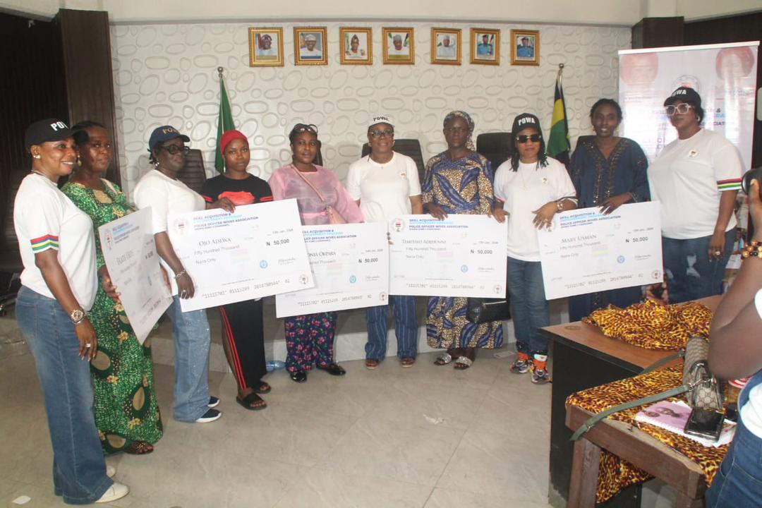 POWA Zone 2 Empowers Women, Youths With Skills, Start-Up Capital In Lagos, Ogun