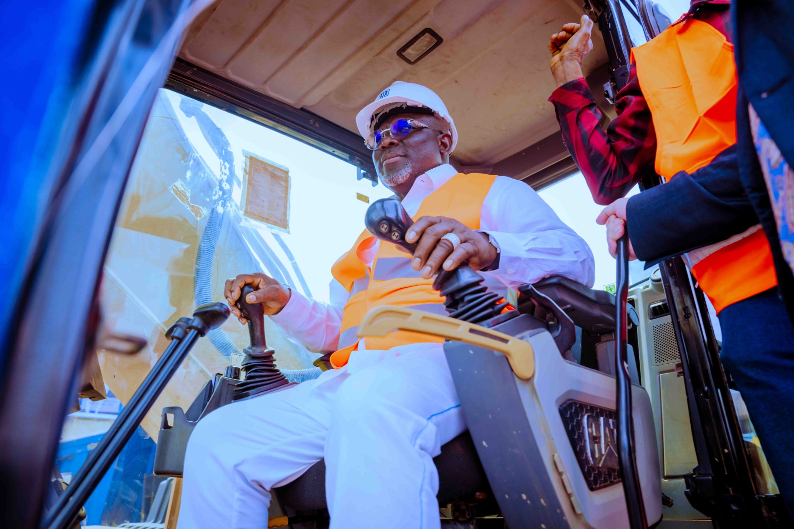 Oborevwori Flags Off N59.7bn Agbor/Uromi Junction Flyover ...Assures Deltans Of Even Devt, Safer Roads