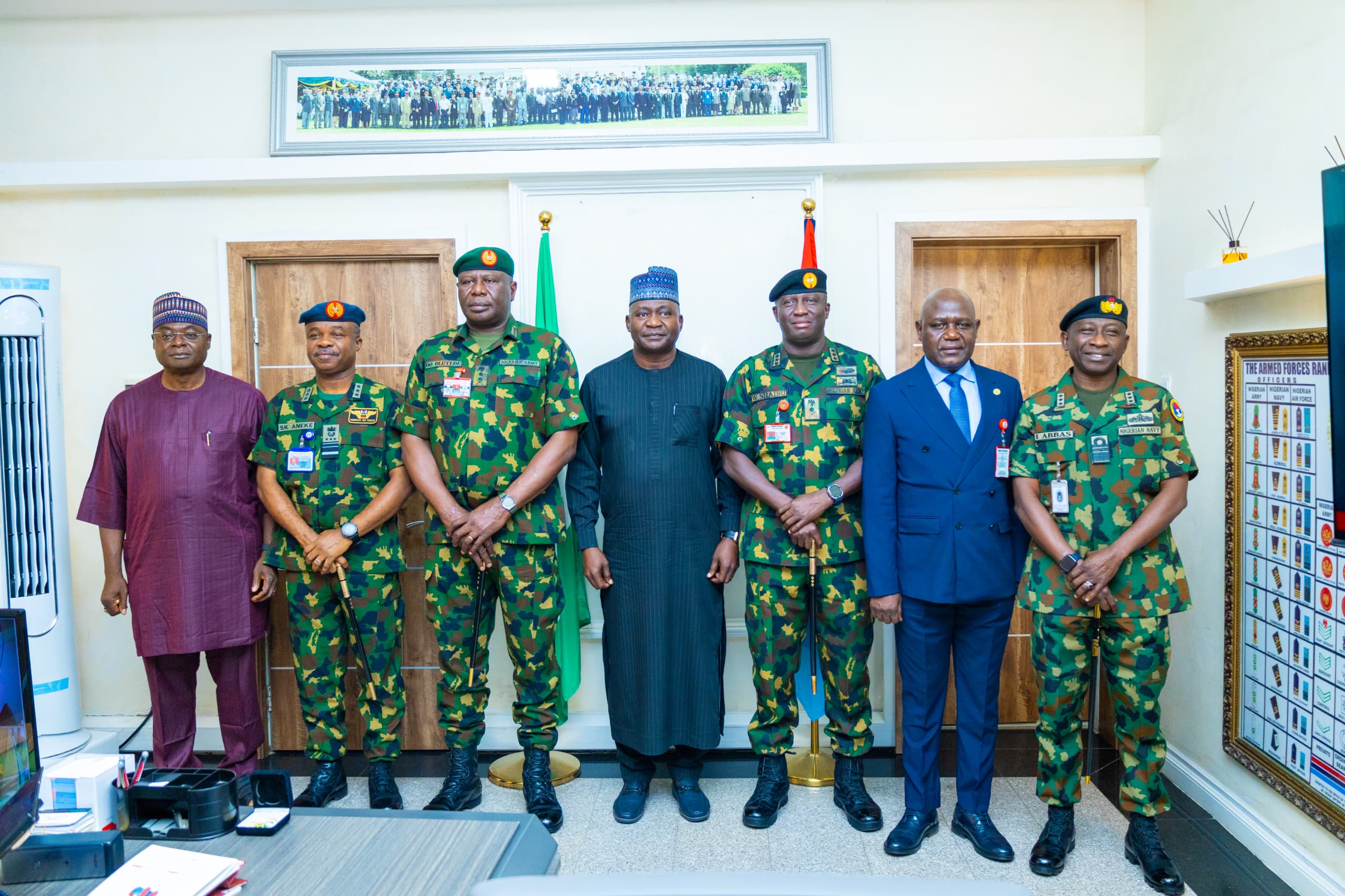 Avoid spreading terrorists’ propaganda, Defence Minister tells media

‎

‎