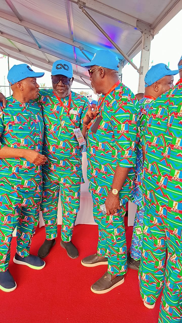 Rt. Hon. Ndudi Godwin Elumelu, OON Reaffirms Party Loyalty at APC 2026 Convention, Commends Peaceful Congress and Engages National Leaders 