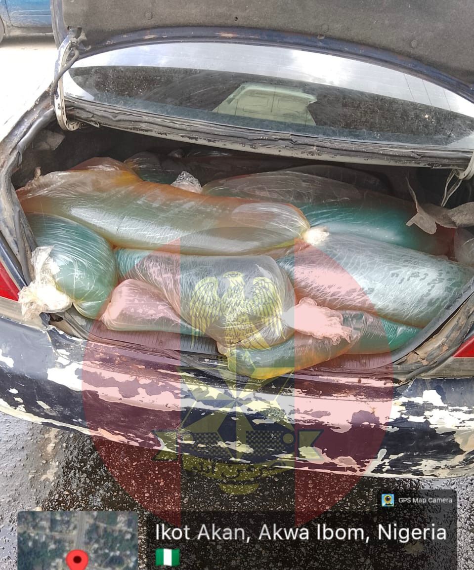 Troops Nab Diesel Thieves, Shoot Ring Leader as Mob Attacks Soldiers in Akwa Ibom