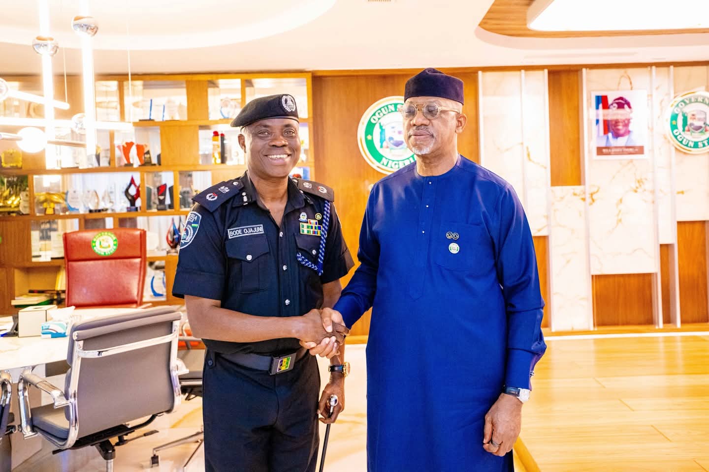 Ogun Governor Hosts New CP, Reaffirms Security as Top Priority

‎