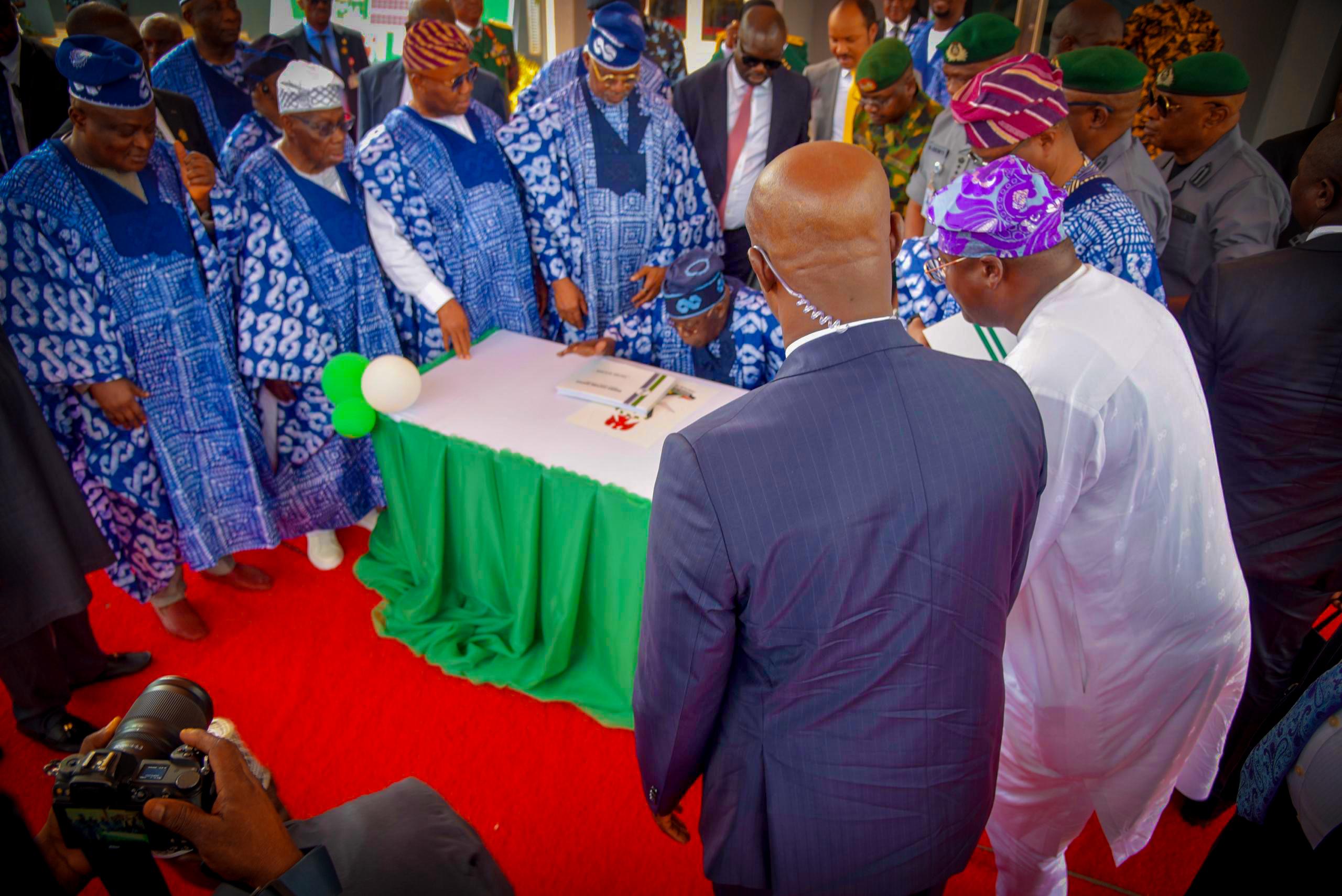 President Tinubu Commissions New Customs FOU ‘A’ Complex in Ogun
