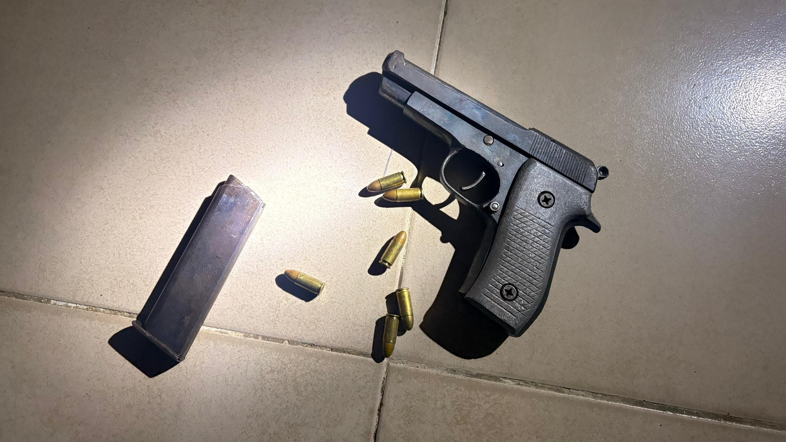 Delta Police Bust Criminal Networks, Arrest Suspects, Recover Pistol, Drugs

‎