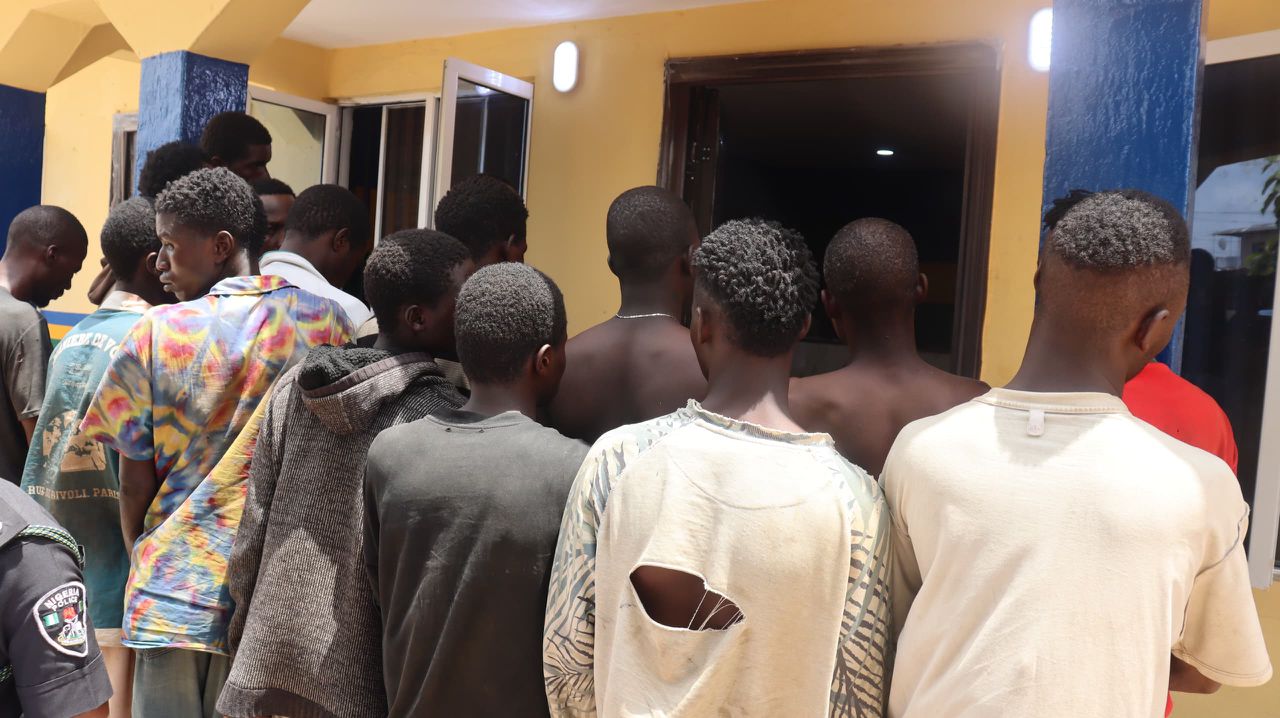 Sagamu unrest: Police arrest 146 suspects, CP reads riot act to troublemakers

‎