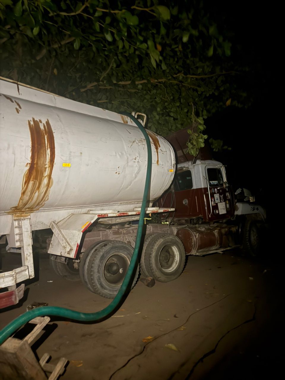 Army troops foils major bunkering operation along Lagos waterways, recovers trucks, arrest 15 suspects