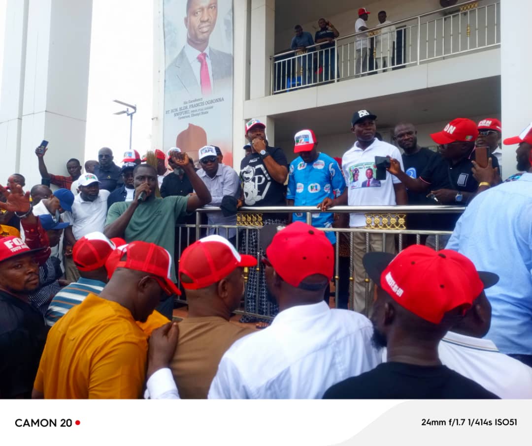 Ebonyi Youths Donate ₦40m, Drum Support for Nwifuru Ahead of 2027