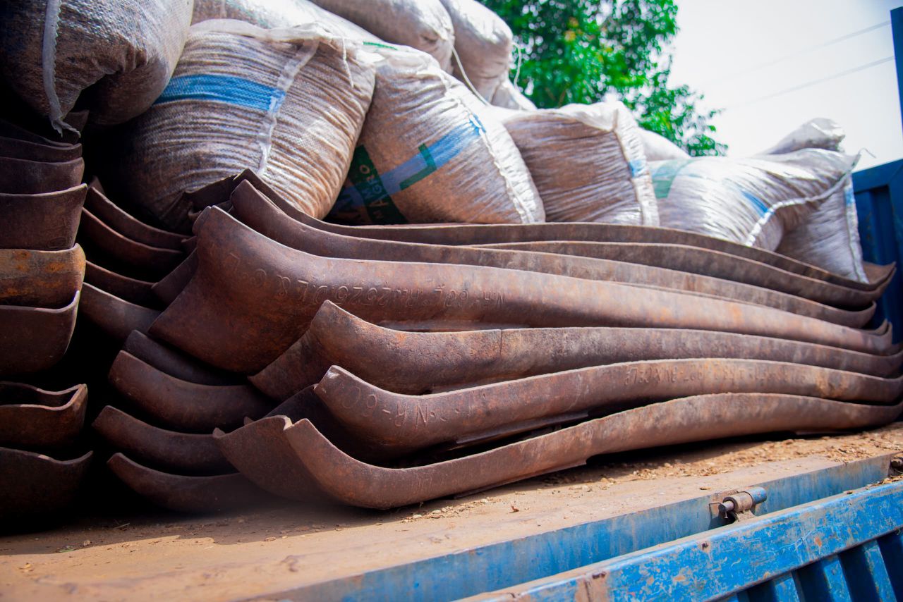 ‎₦100m Bribe Rejected as Police Smash Railway Vandalism Syndicate, Recover ₦400m Assets

‎

‎