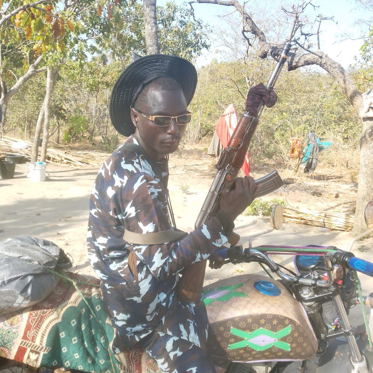 Troops Bust Suspected Criminal Networks, Recover Arms In Kaduna, Abia