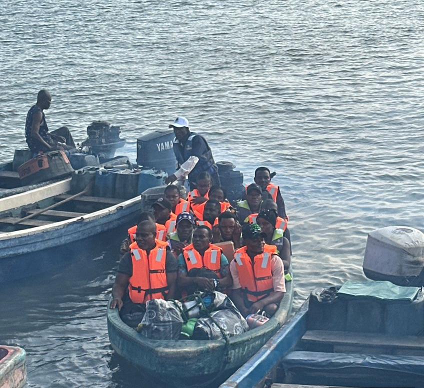 Nigerian Navy @70: FOB FORMOSO Distributes Free Life Jackets After Fatal Boat Mishaps in Bayelsa
