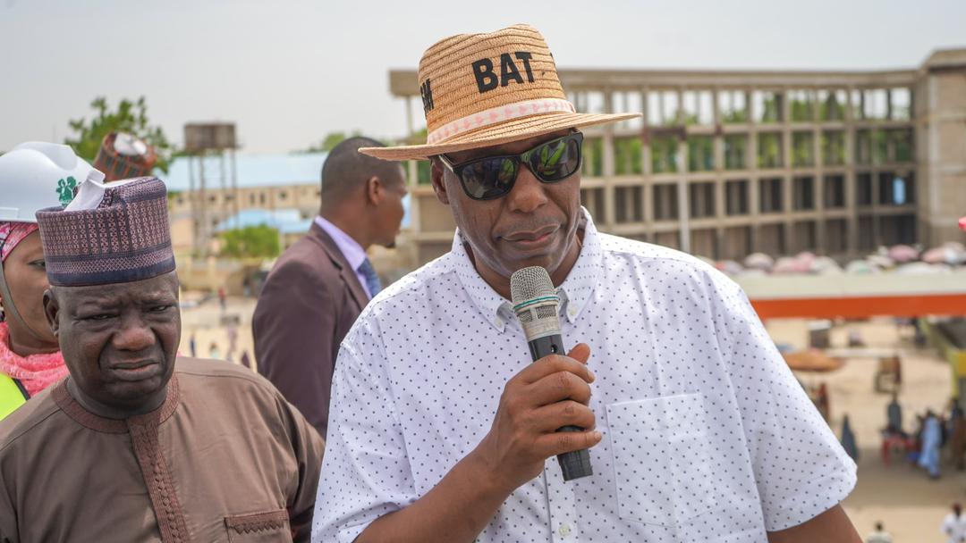 Zulum Sets Deadline for Major Projects, Pledges Completion Before End of Tenure

    
