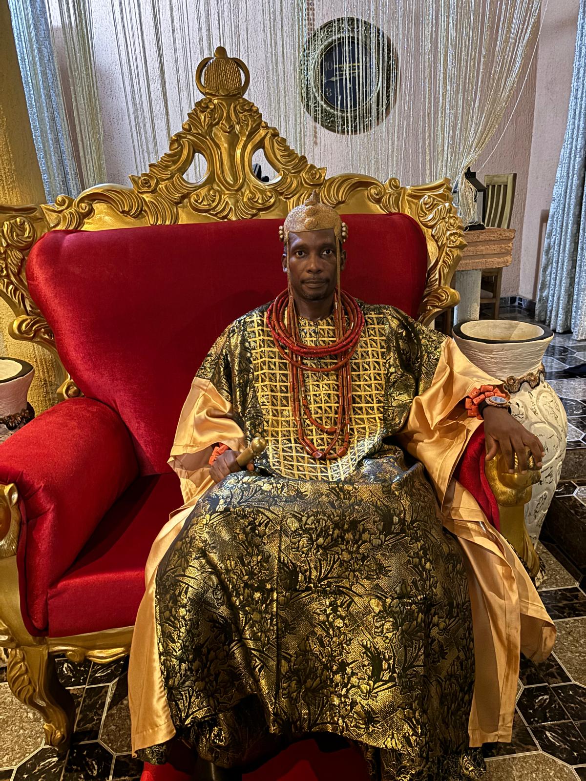 Obi Ezedimbu Nkebakwu III Marks 33 Years on the Throne, 10 Years of Delta State Government Staff of Office.