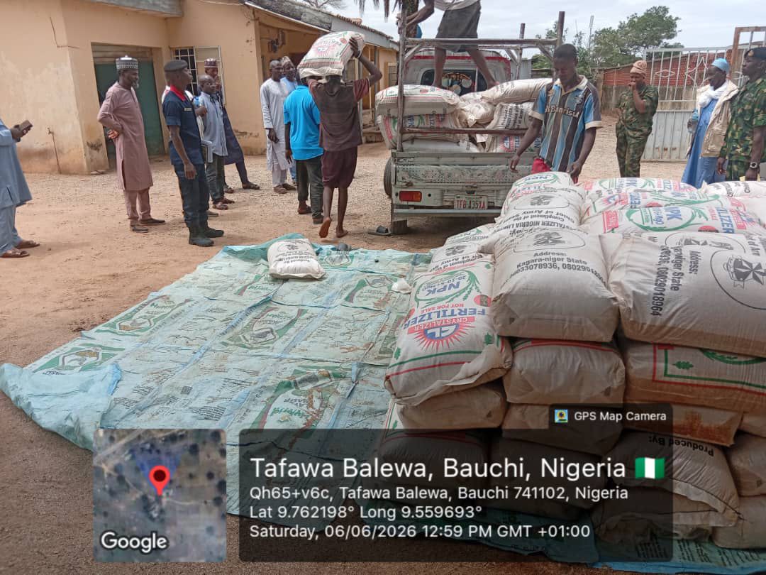 Security Stakeholders Hold Engagement Meeting in Bauchi, Distribute Fertilizers to Farmers