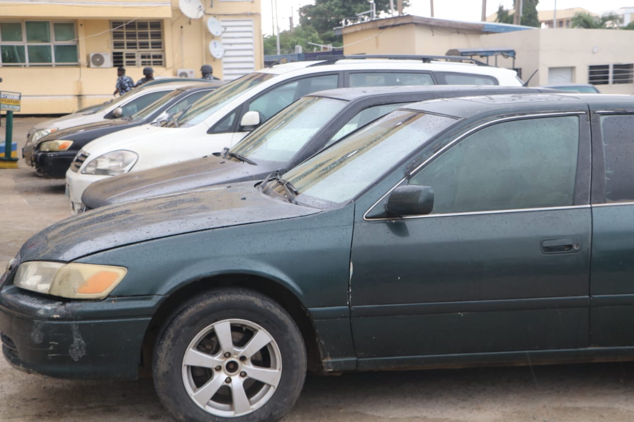 FCT police impound over 30 vehicles as enforcement of tinted glass ban begins again