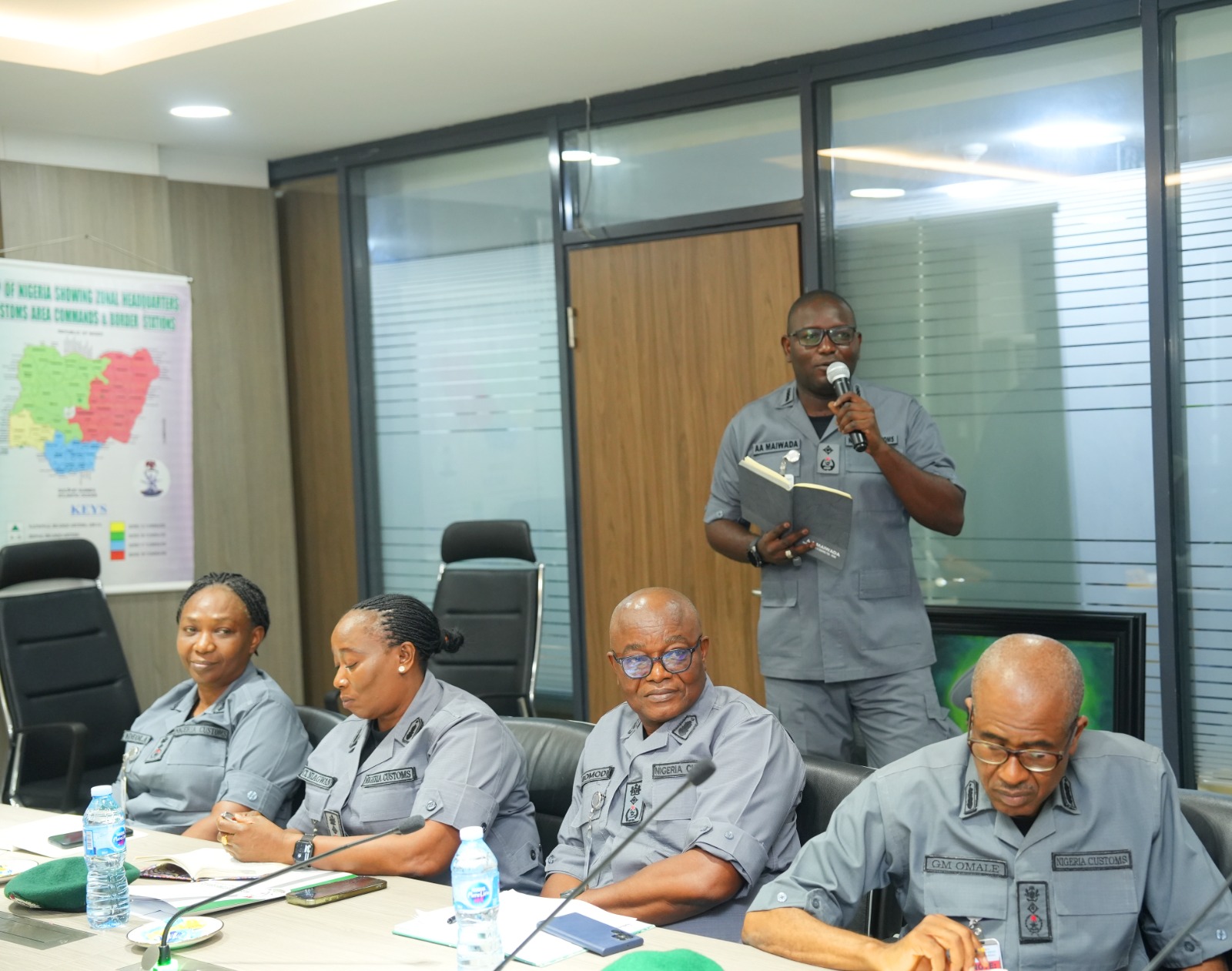 Customs Unveils Special Operations Against Vegetable Oil Smuggling to Protect Local Investments