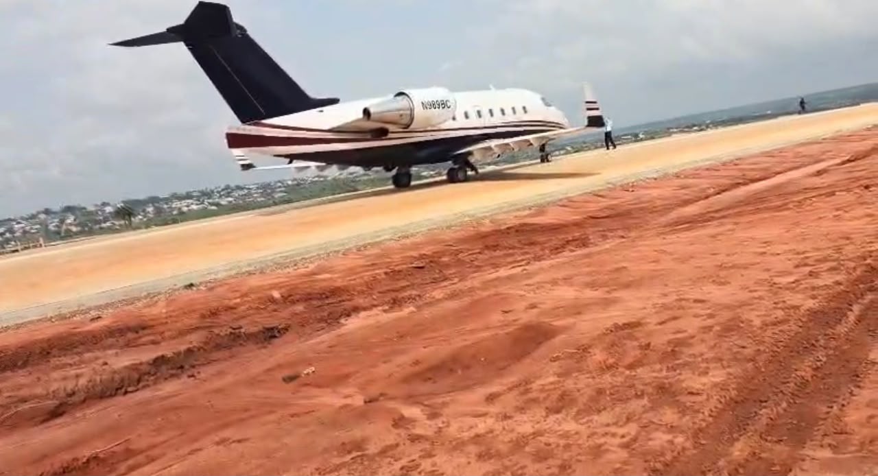 Safe Aircraft Landing On Delta Road Highlights Value Of Concrete Infrastructure

‎
