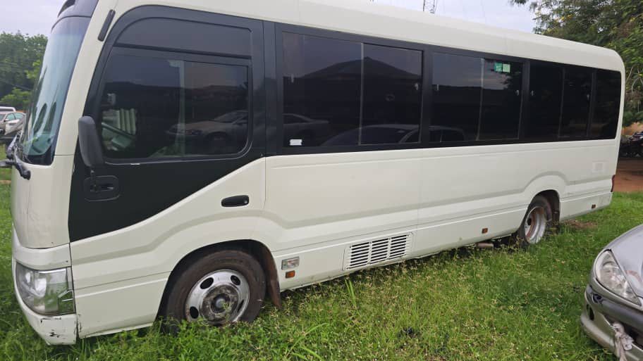 Police Foil Bid to Smuggle Stolen Company Bus to Benin Republic, Arrest Driver, Guarantor
