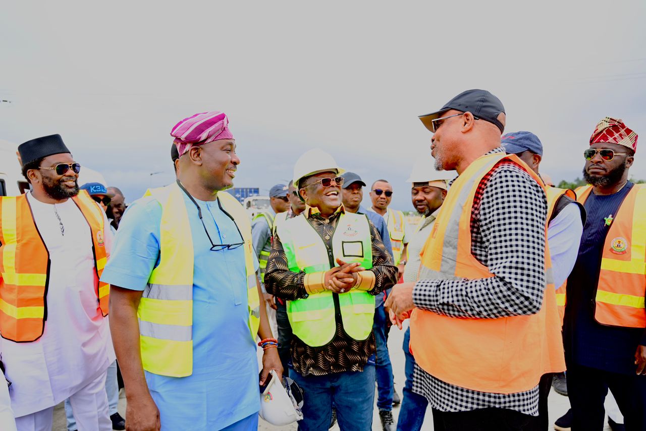 Tinubu’s Lagos-Calabar Coastal Highway Gains Global Spotlight as Financier Bags International Award-Umahi