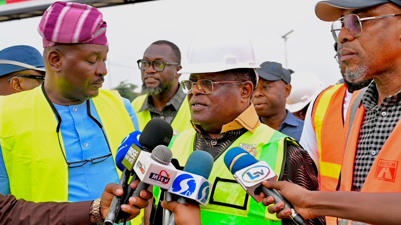 Tinubu’s Lagos-Calabar Coastal Highway Gains Global Spotlight as Financier Bags International Award-Umahi