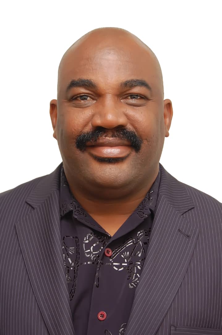 Idinye congratulates CGC Adeniyi on tenure extension

‎