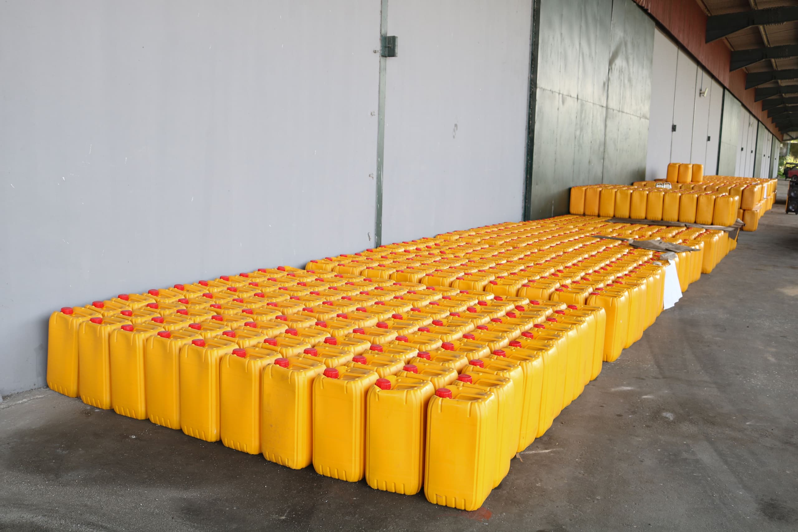 Customs Shields Local Manufacturers, Confiscates 1,996 Kegs of Smuggled Vegetable Oil