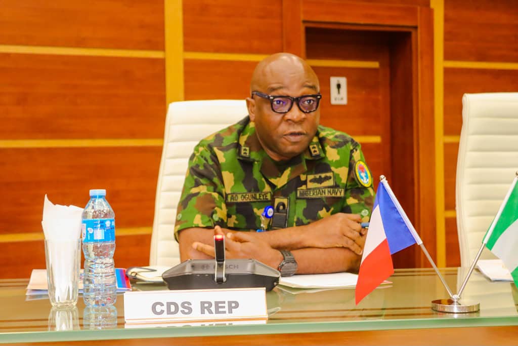 ‎Nigeria, France deepen defence cooperation at high-level military talks

‎