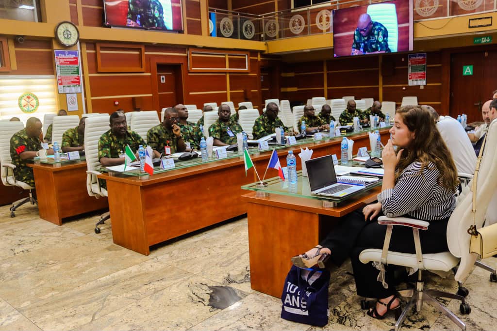 ‎Nigeria, France deepen defence cooperation at high-level military talks

‎
