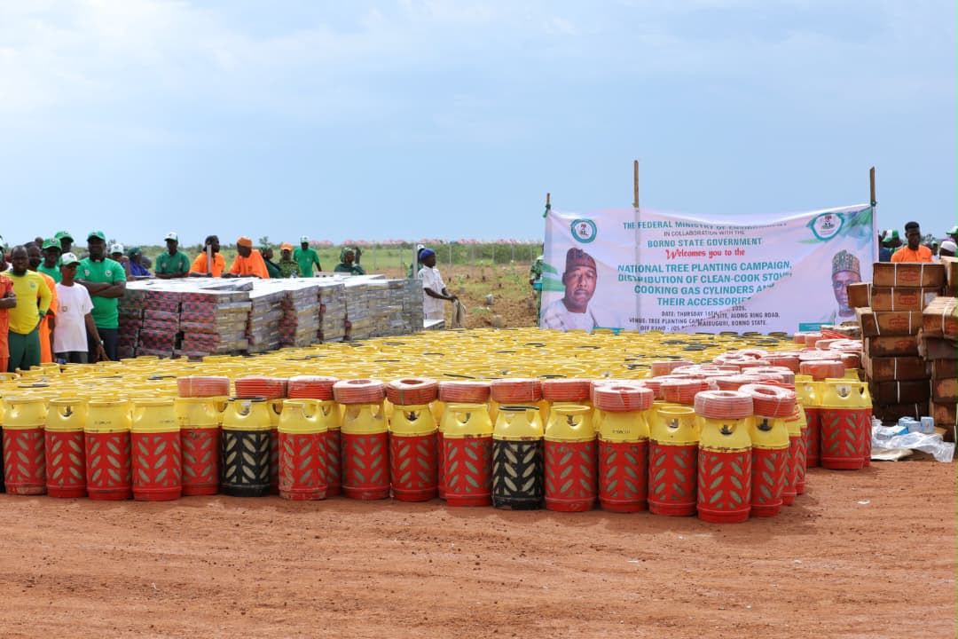 Zulum Rolls Out Free Gas Cylinders for 23,700 Teachers, Environmental Vanguards, as Minister Launches Four Million Seedlings Tree Planting Campaign