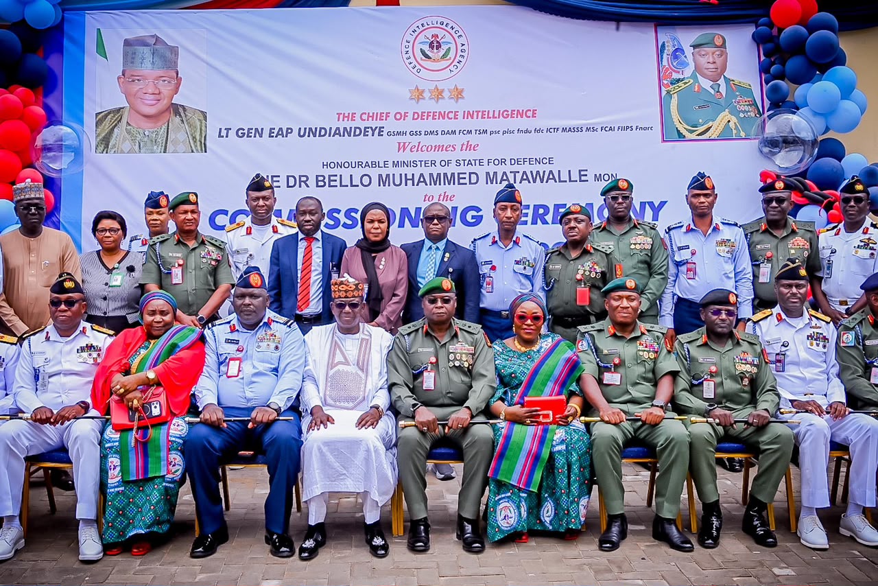Matawalle opens 20-unit DIA housing estate, says decent homes boost troop morale

‎