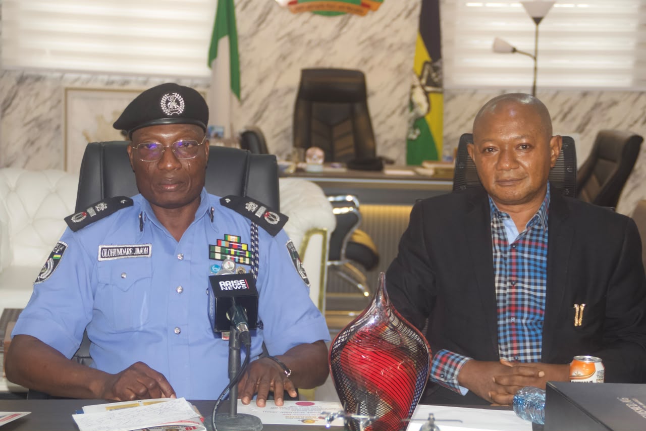 ‎AIG Jimoh bags West, Central Africa's Outstanding Anti-Crime Police Chief Award

‎