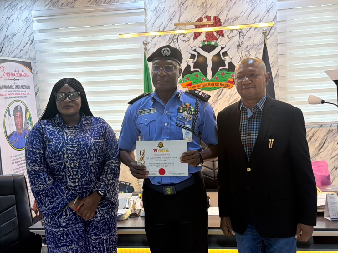‎AIG Jimoh bags West, Central Africa's Outstanding Anti-Crime Police Chief Award

‎
