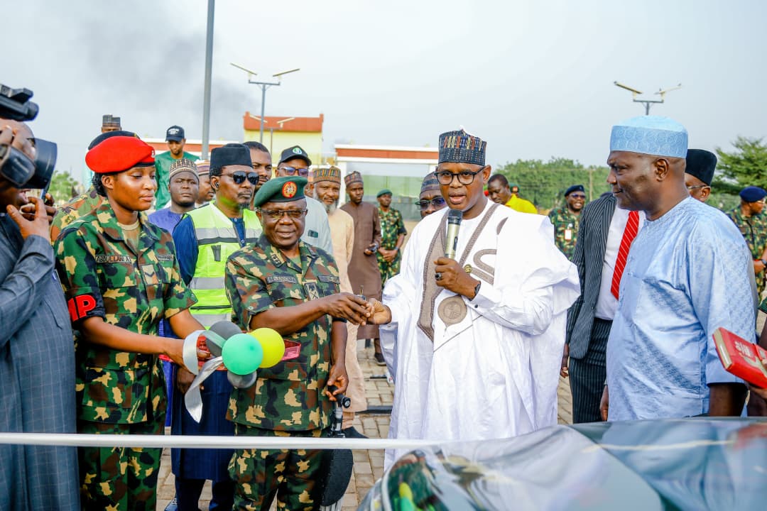 Goronyo hails Sokoto gov for donating 10 vehicles to secure superhighway