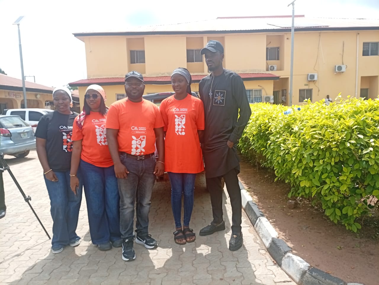 Alphaa.Africa Pays Patients’ Medical Bills, Donates Toiletries to Nyanya Hospital

